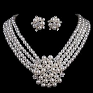 Elegant Pearl and Crystal Necklace Set